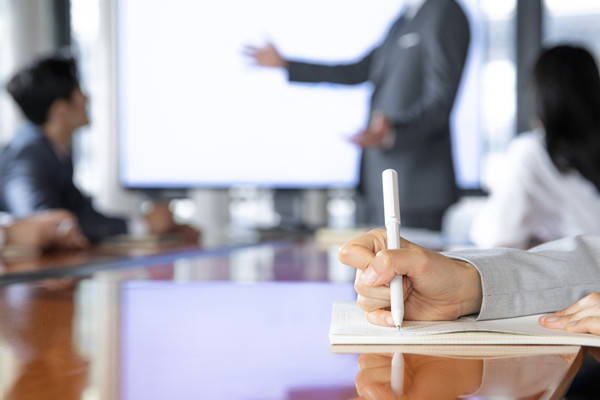 习近平同俄罗斯总统普京会谈